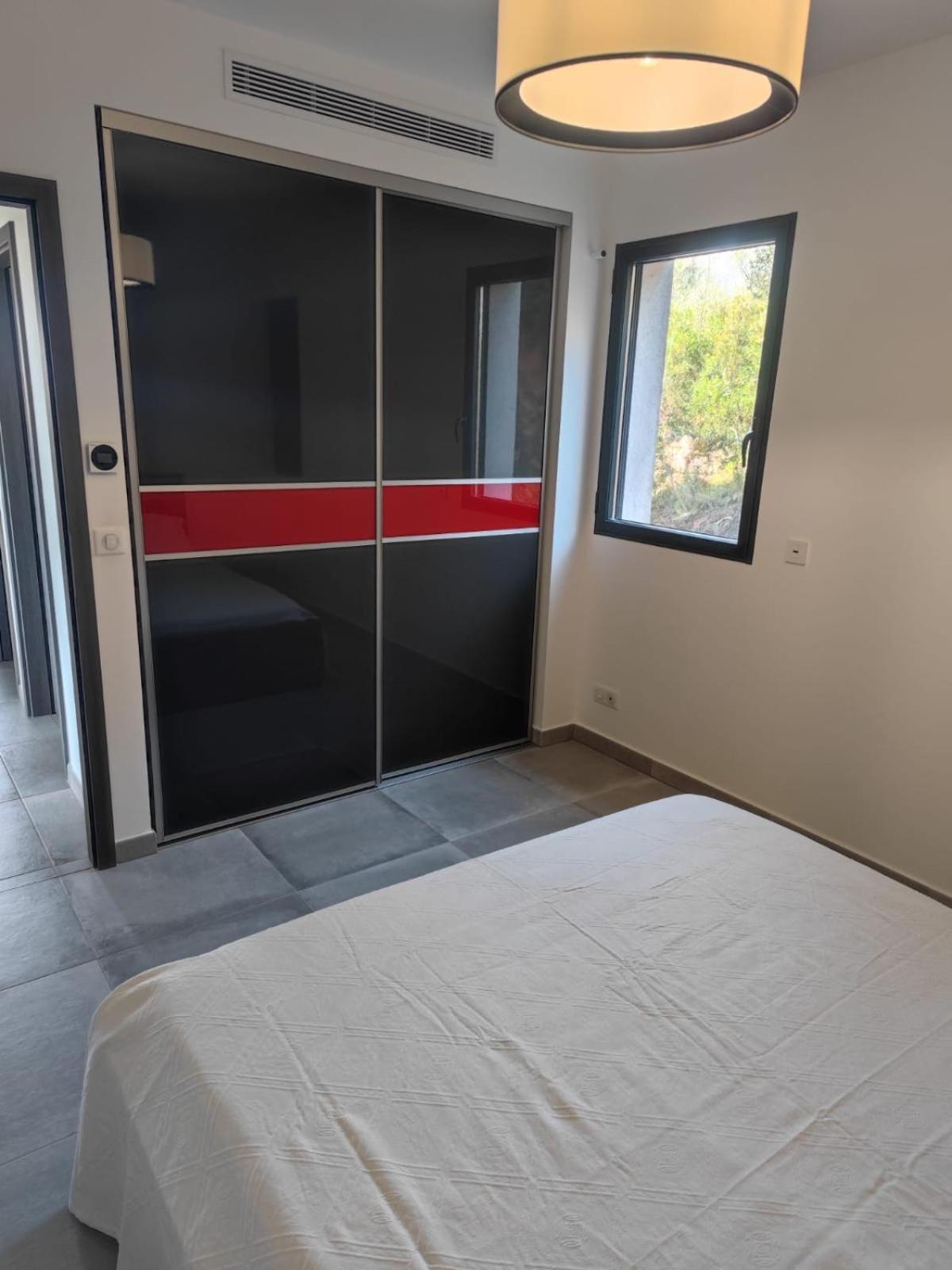 Bel Appartement Spacieux A Porto-Vecchio, 10Min A Pieds Du Centre Ville Екстериор снимка